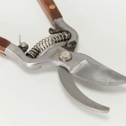 Burgon & Ball National Trust Secateurs Outdoor Accessories