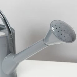 Burgon & Ball Outdoor Accessories Outdoor Waterfall Watering Can 5L 12 Burgon & Ball Outdoor Accessories Outdoor Waterfall Watering Can 5L